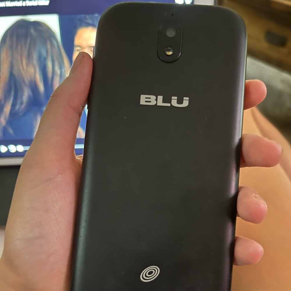 Blu View Tracfone